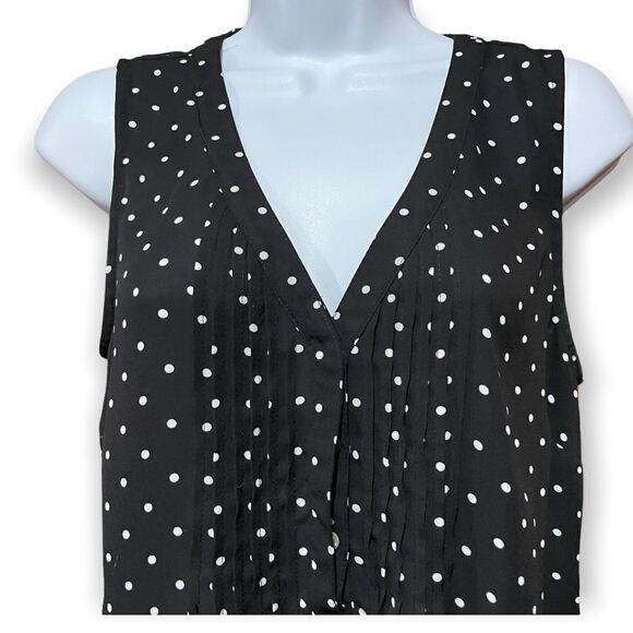 A Pea in the Pod Maternity Sleeveless Blouse - Picture 2 of 7